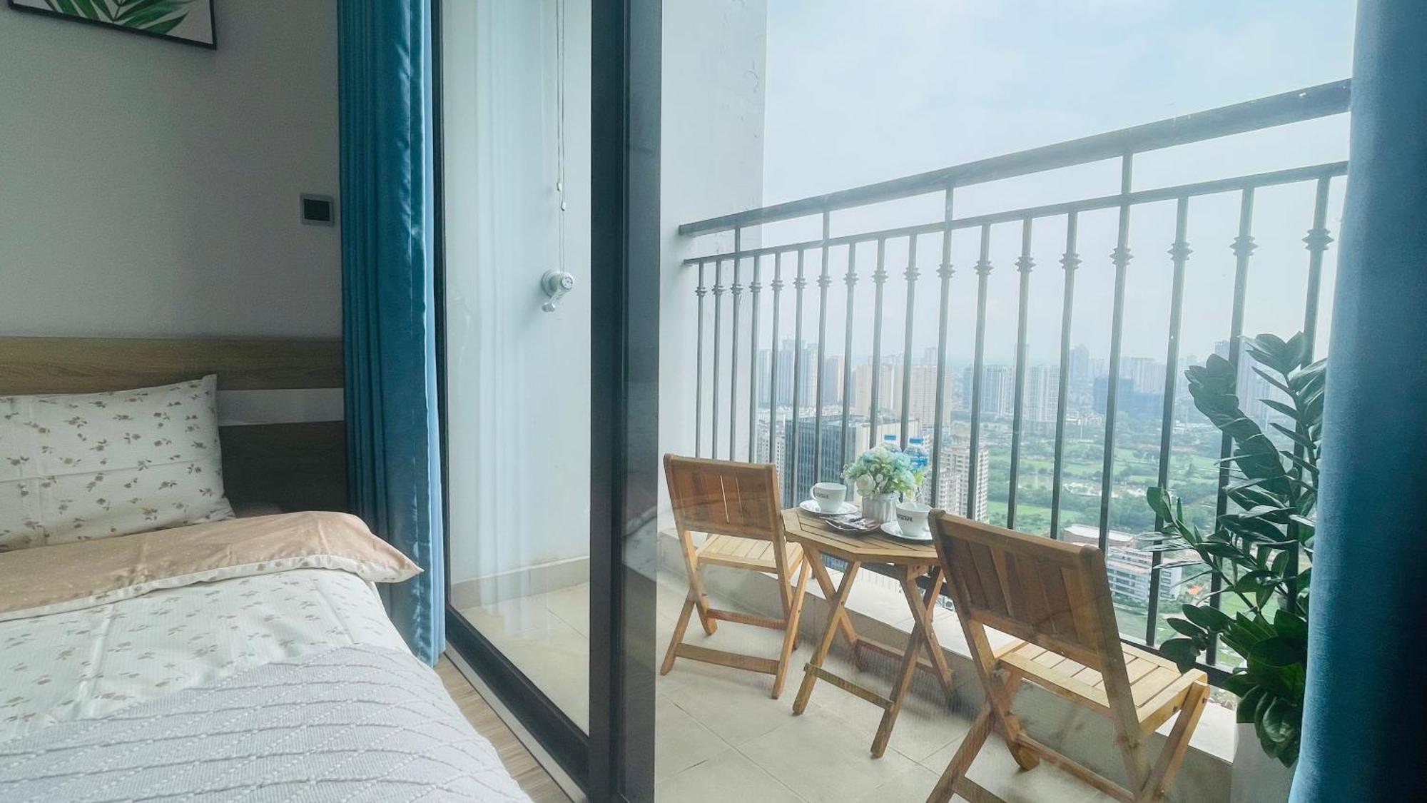 Vinhomes Bay - *